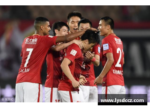 JN江南体育皇马宣布签下巴萨新秀，引发球迷热议